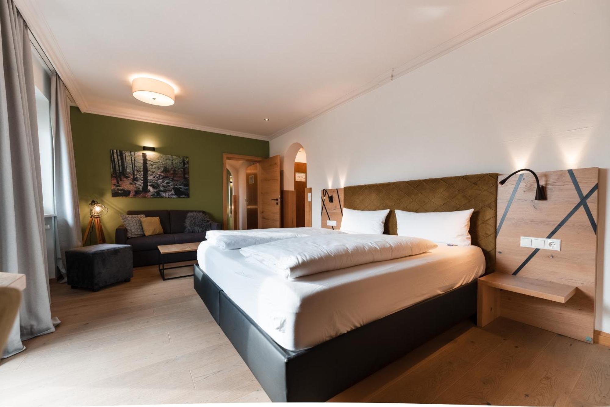 Posthotel Rattenberg エクステリア 写真